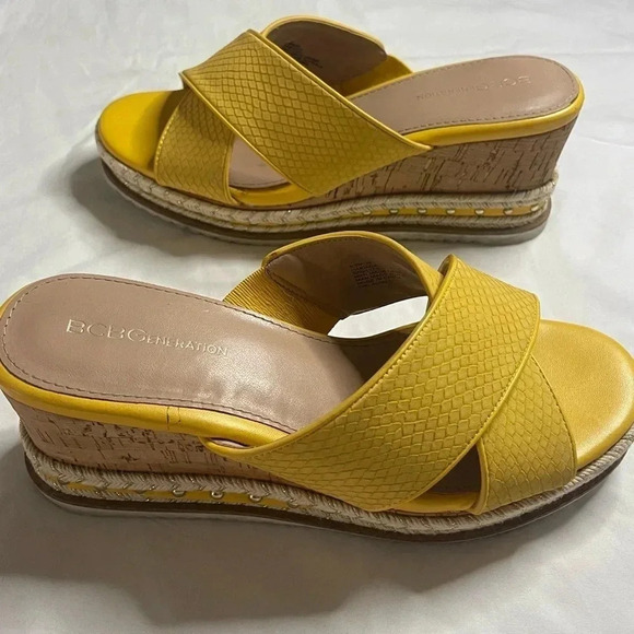 BCBGeneration Sandals - Picture 7 of 10